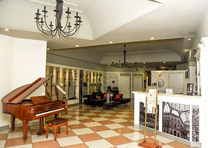 Business Hotel