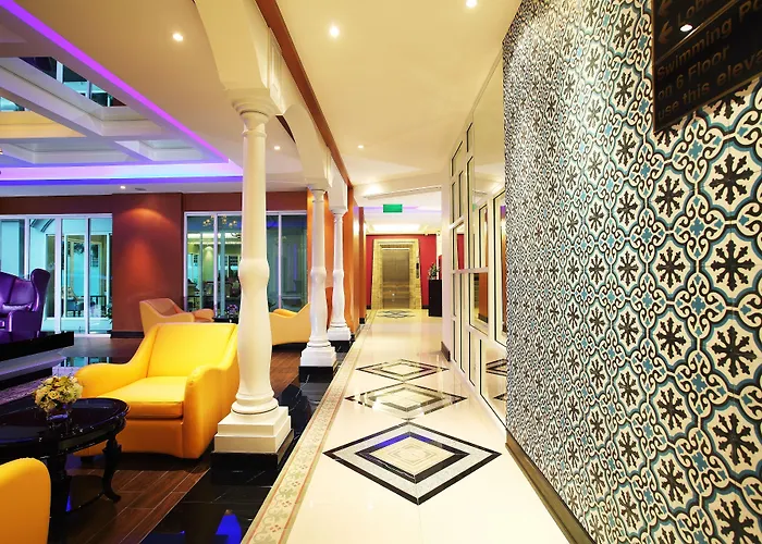 Beach hotel: Chillax Resort