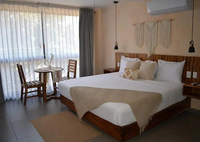 Airport Hotel: Casa Ita Surf - Adults Only