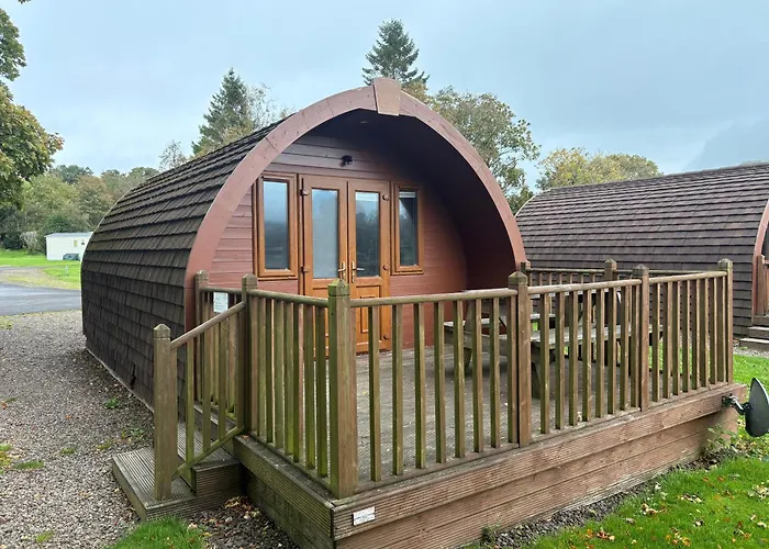 Dog friendly hotels Campsie Glen Holiday Park