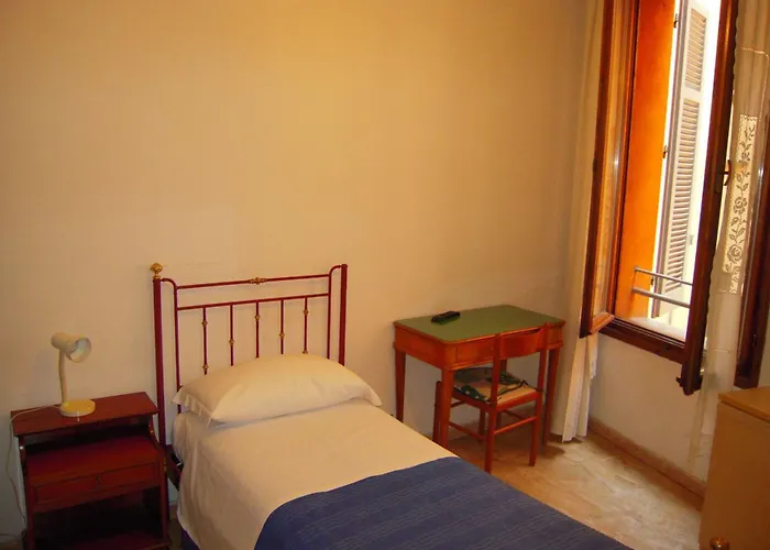 Riva Reno Guesthouse