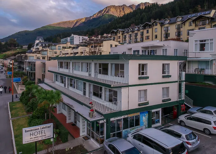 Lakeside Motel