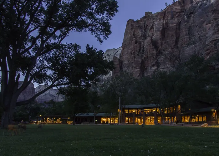 Zion Lodge