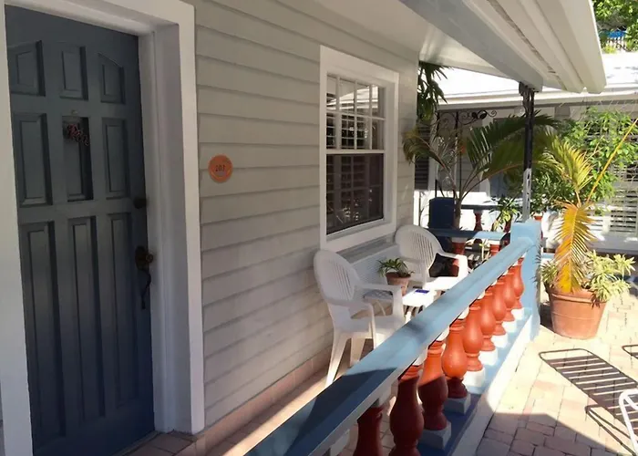 Coral Reef Guesthouse