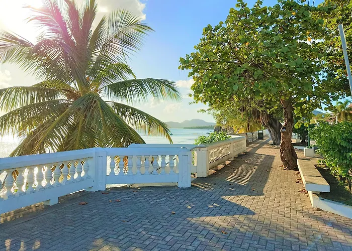 Beach hotel: Waterside Inn