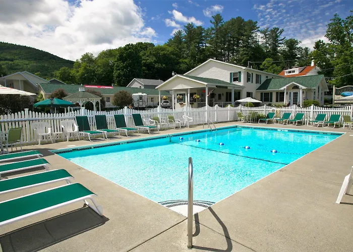Motel: The Heritage Of Lake George