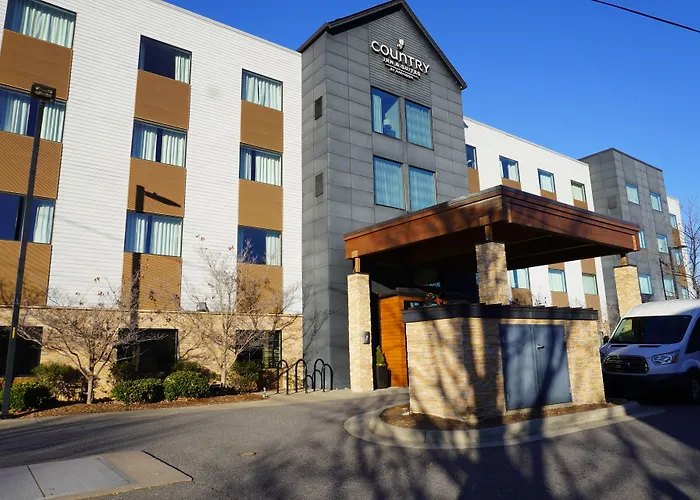 Country Inn & Suites By Radisson Asheville River Arts District