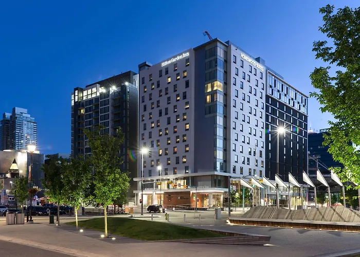 3 star hotels Homewood Suites By Hilton Calgary Downtown
