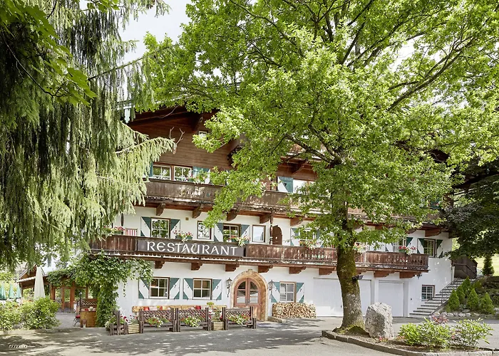 Landsitz Römerhof - Hotel Apartments