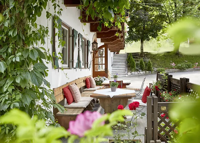 Landsitz Roemerhof - Hotel Apartments