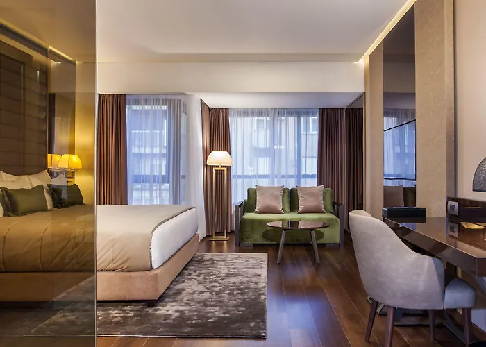 5 star hotels Saint Ten Boutique , Small Luxury s