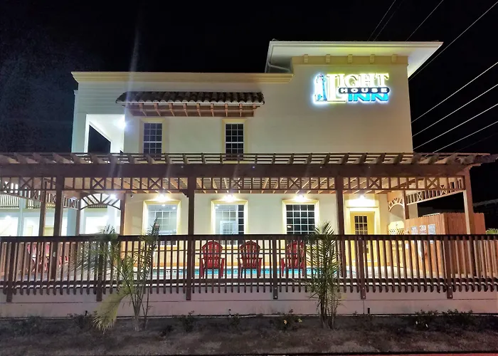 Apartment: Lighthouse Inn