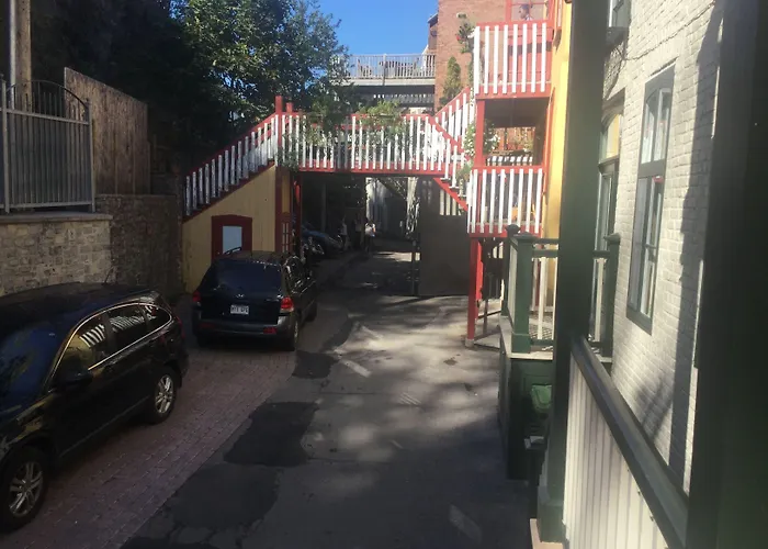 Hotel near College: Gite Du Vieux-Port