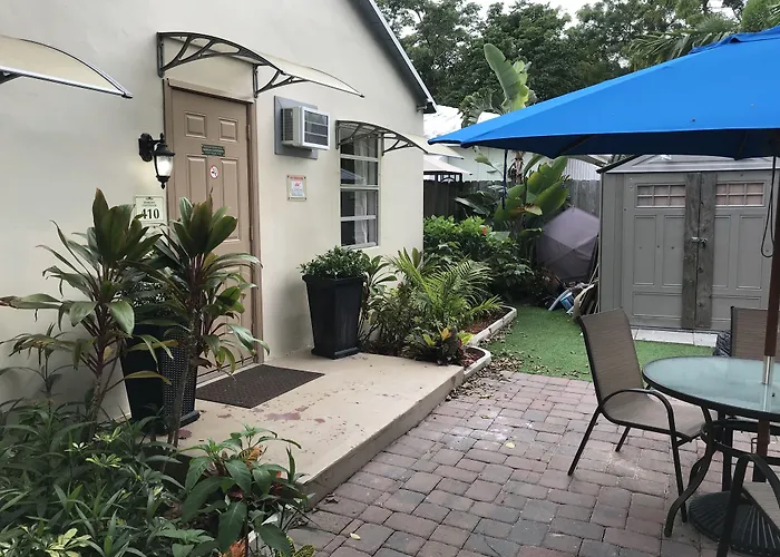 Dog friendly hotels Sheridan Guesthouse