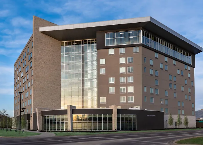 Airport Hotel: Holiday Inn Express & Suites - Saskatoon East - University By Ihg