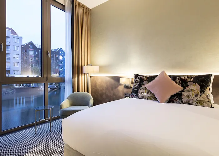 4 star hotel: Monet Garden Hotel Amsterdam