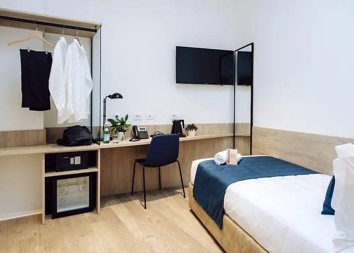 Hotel 4 stelle: Air Rooms Rome Airport By Hellosky