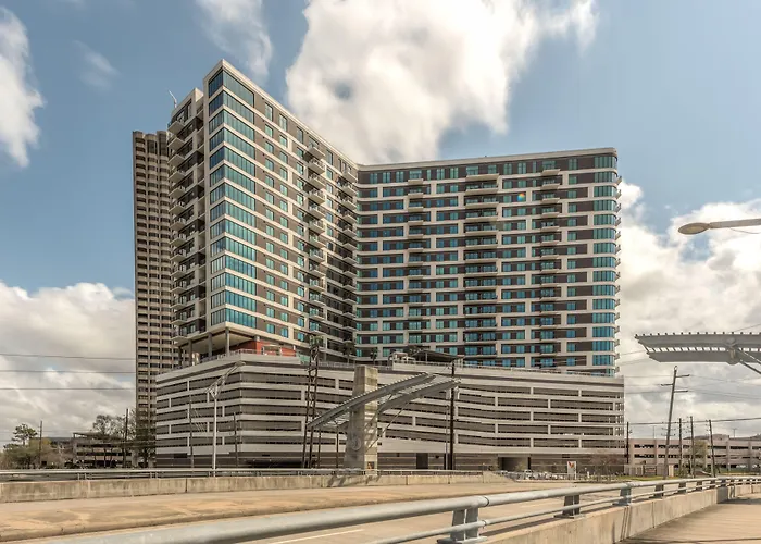 Mint House Houston - Medical Center