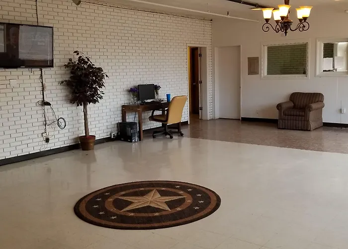 Americas Premier Inn