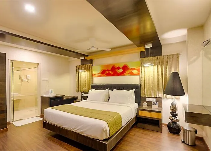 Hotel Chenthur Park