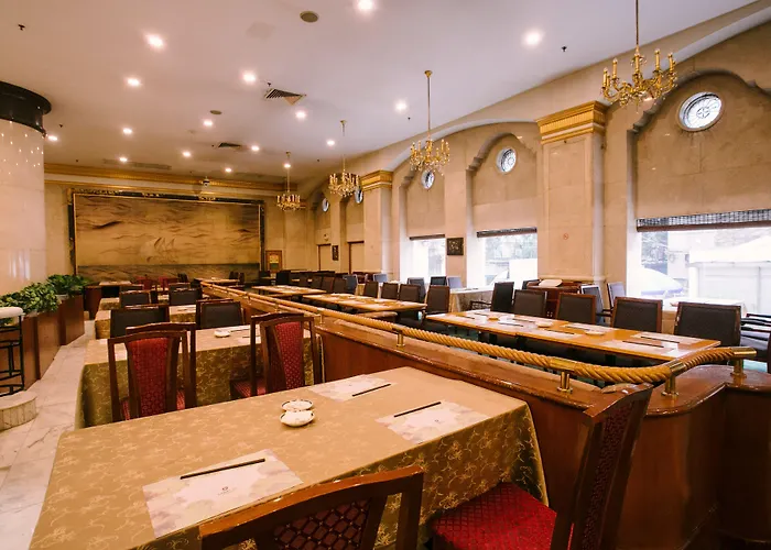 Dolton Resort Hotel