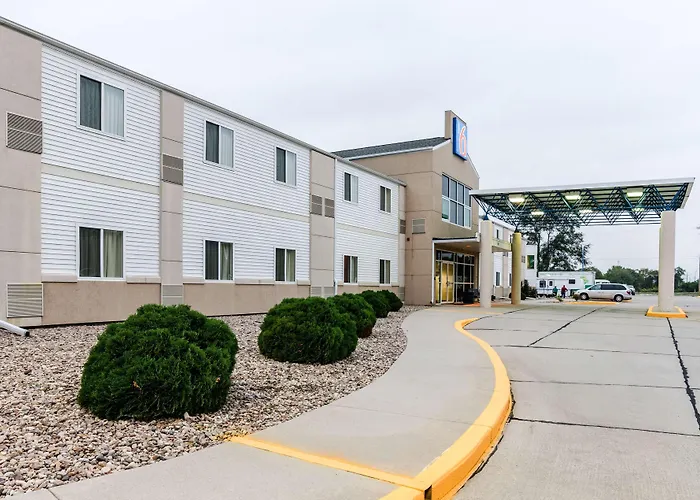 Motel 6-, Ne
