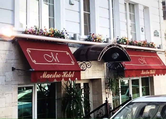 4 star hotel: Maestro Hotel