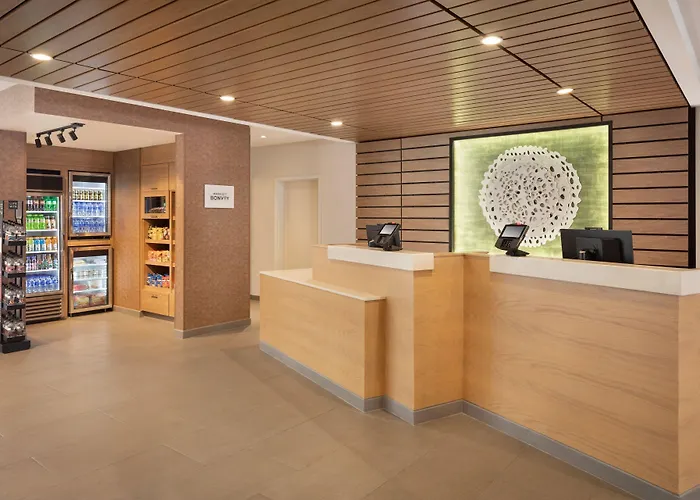 Fairfield Inn & Suites By Marriott Fresno North/Shaw Avenue