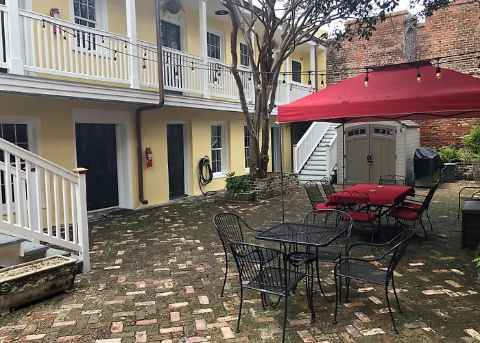 Dog friendly hotels Haunted New Orleans