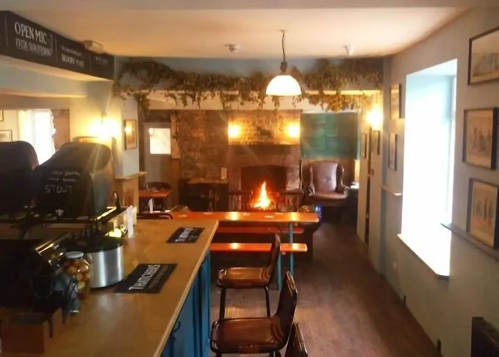 Apartments Dark Horse Pub