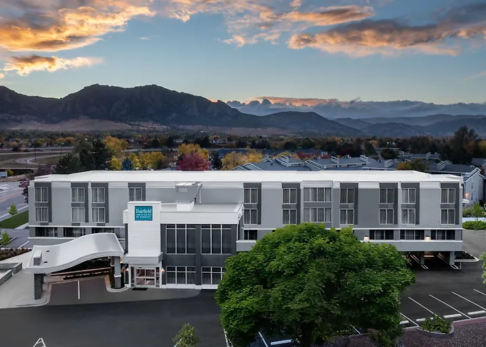 Fairfield Inn & Suites Boulder