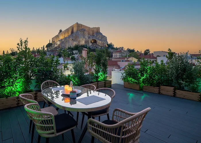  Plaka Arch Suites