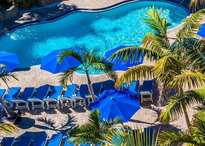 Self catering: Coconut Cove All-Suite Hotel