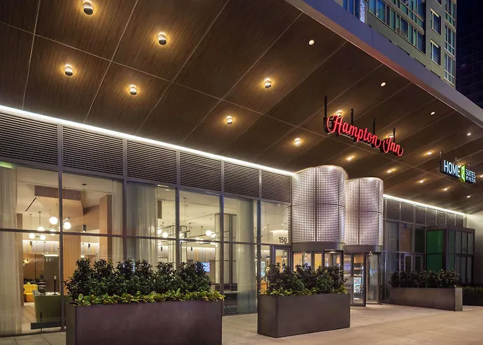 3 star hotels Hampton Inn By Hilton New York Times Square