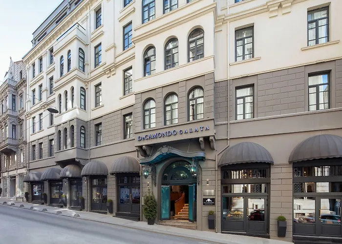 Decamondo Galata, A Tribute Portfolio