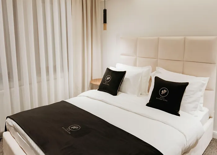 Plaza Boutique Hotel