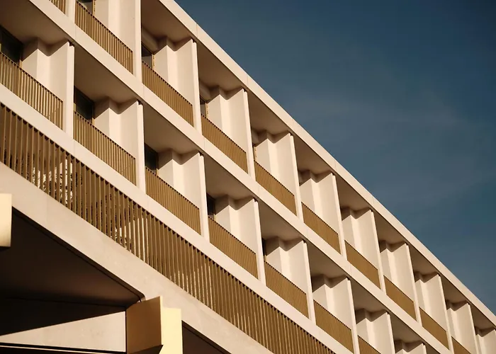 The Chancery Rosewood