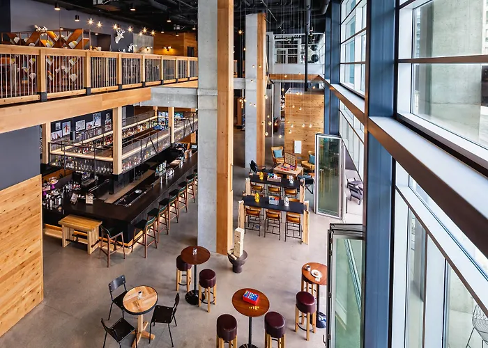 Moxy Downtown