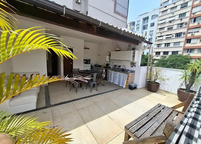 Pousada Fullano _ Entre Copacabana e Ipanema – Suítes Privativas Confortáveis!