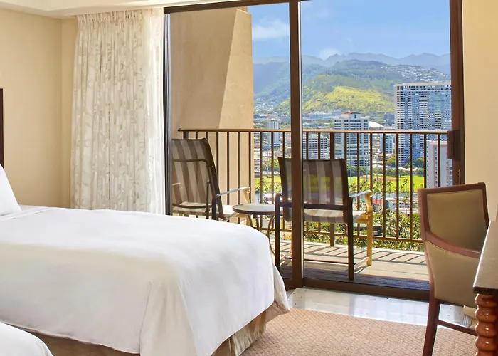 Hilton Hawaiian Village Waikiki Beach Resort