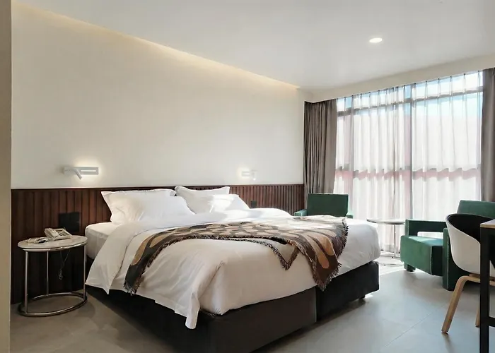 Grand Inn Hotel