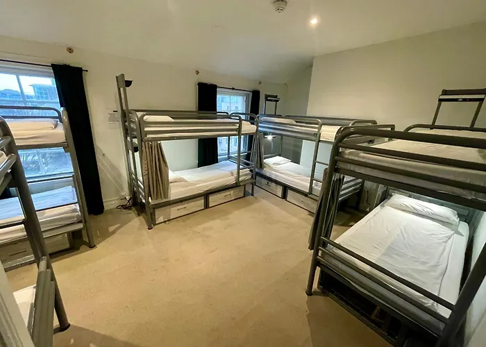 Beach hotel: The Dawson Hostel - Dublin
