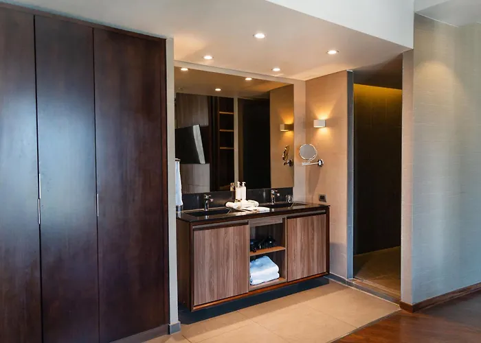 Hotel com tênis: Doubletree By Hilton Santiago Kennedy, Chile