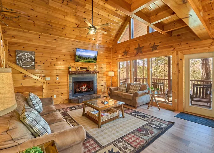 Vacation homes Theater Hot Tub Sauna Game Room