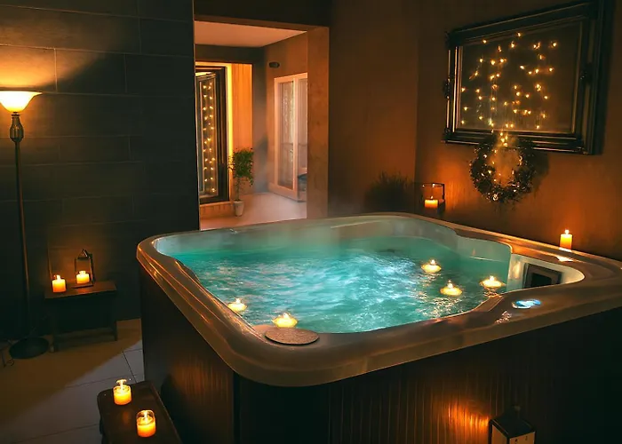 Arts Club Suite & Spa