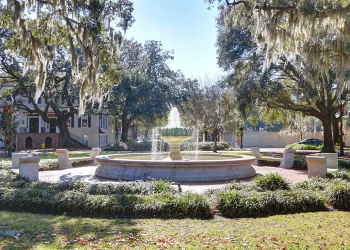 All Vacation Rentals Orleans Square