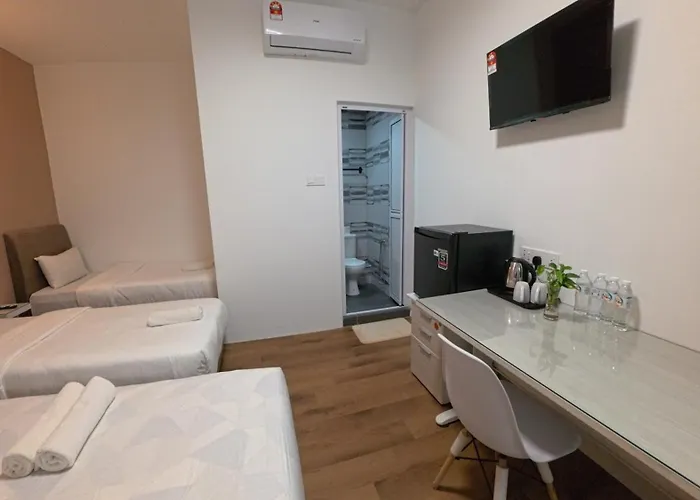 The Hostels Nice Inn