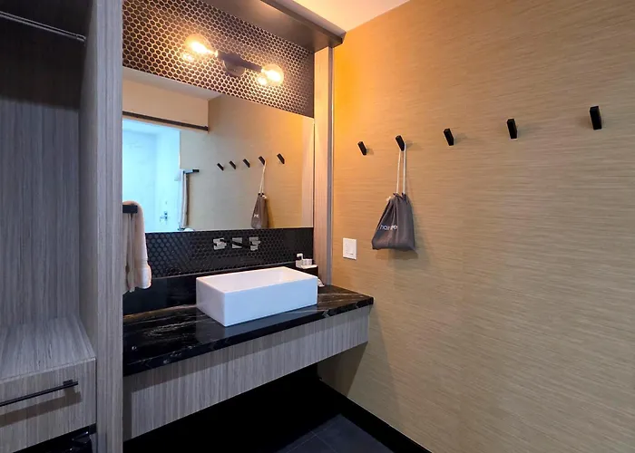 Сity center hotels Mahala - 21 And Over (Adults Only)