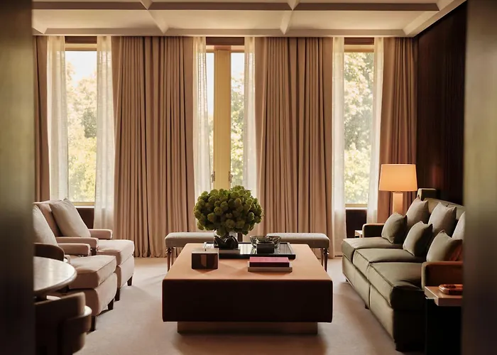 The Chancery Rosewood