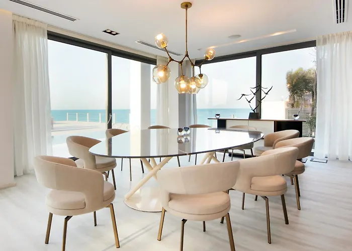 Nurai Island'S Overwater Paradise : Luxury Retreat